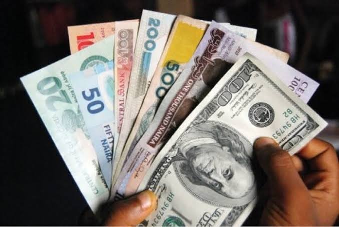 Naira Holds Near N1,370/$ as Reforms Steady the Foreign Exchange Market