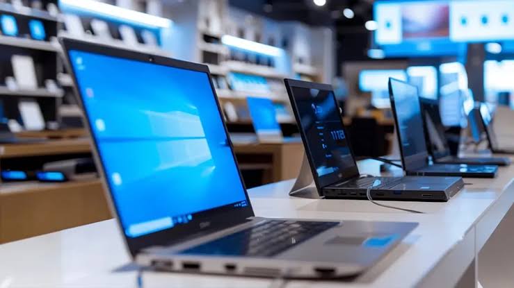 Global PC Shipments Fall 20.1%, Squeezing Nigeria's Import-Dependent Market