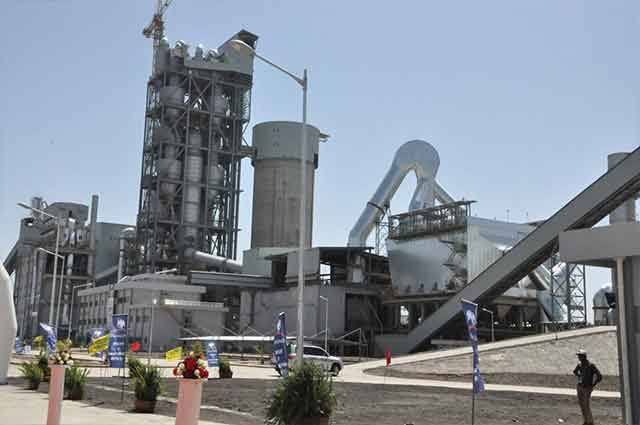 Dangote Cement Adds Goldman Sachs and UBS for $1 Billion London Listing