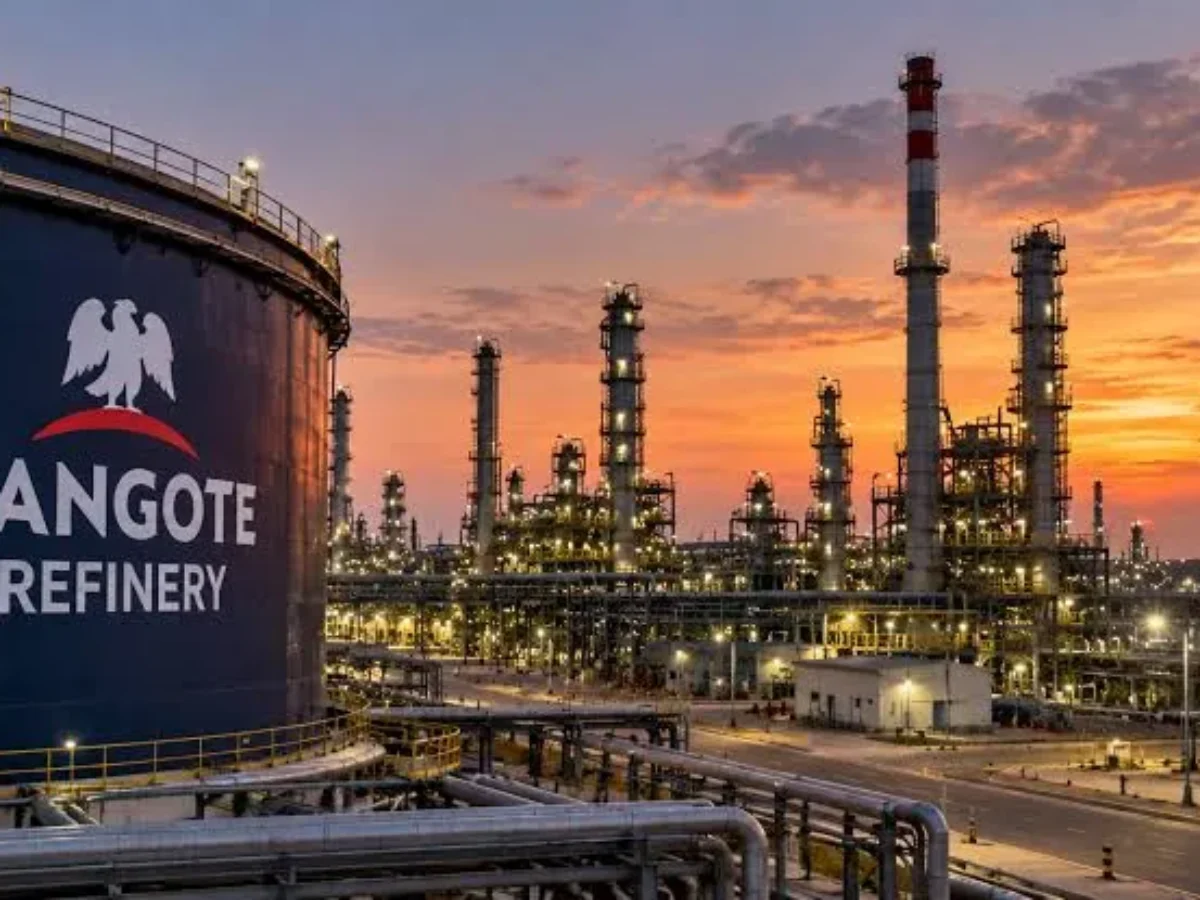 Dangote Refinery Swings to $4.73 Billion Profit as Share Offer Extends to October 27